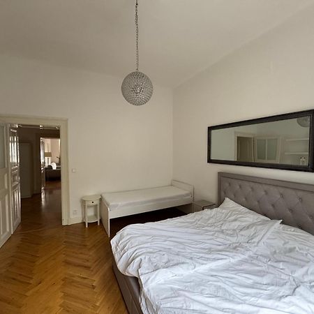 Prague Days - Family Friendly - Super Bright - Old Town Apartamento Exterior foto